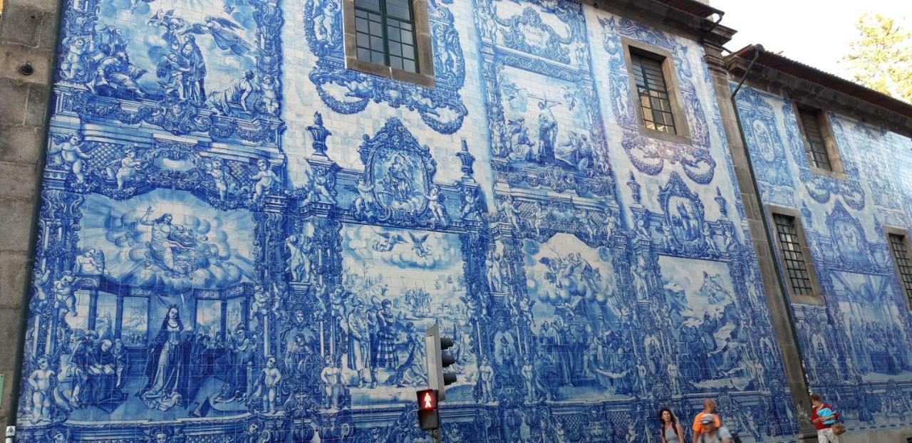 Downtown Apartment Porto Luaran gambar