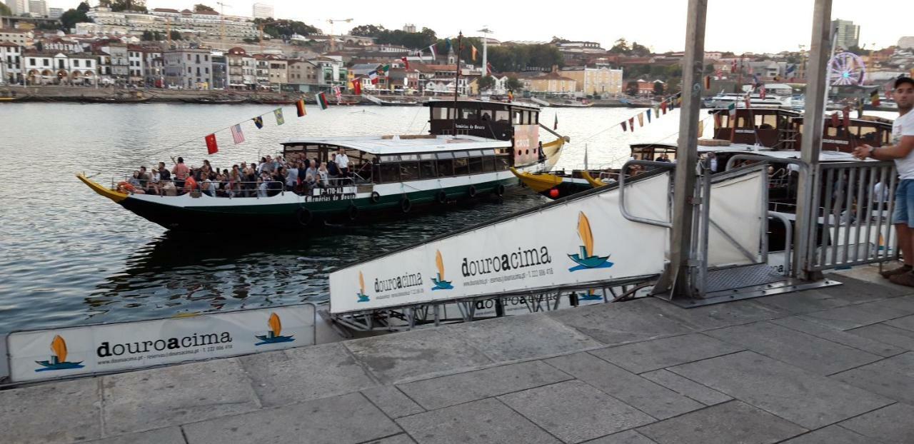 Downtown Apartment Porto Luaran gambar